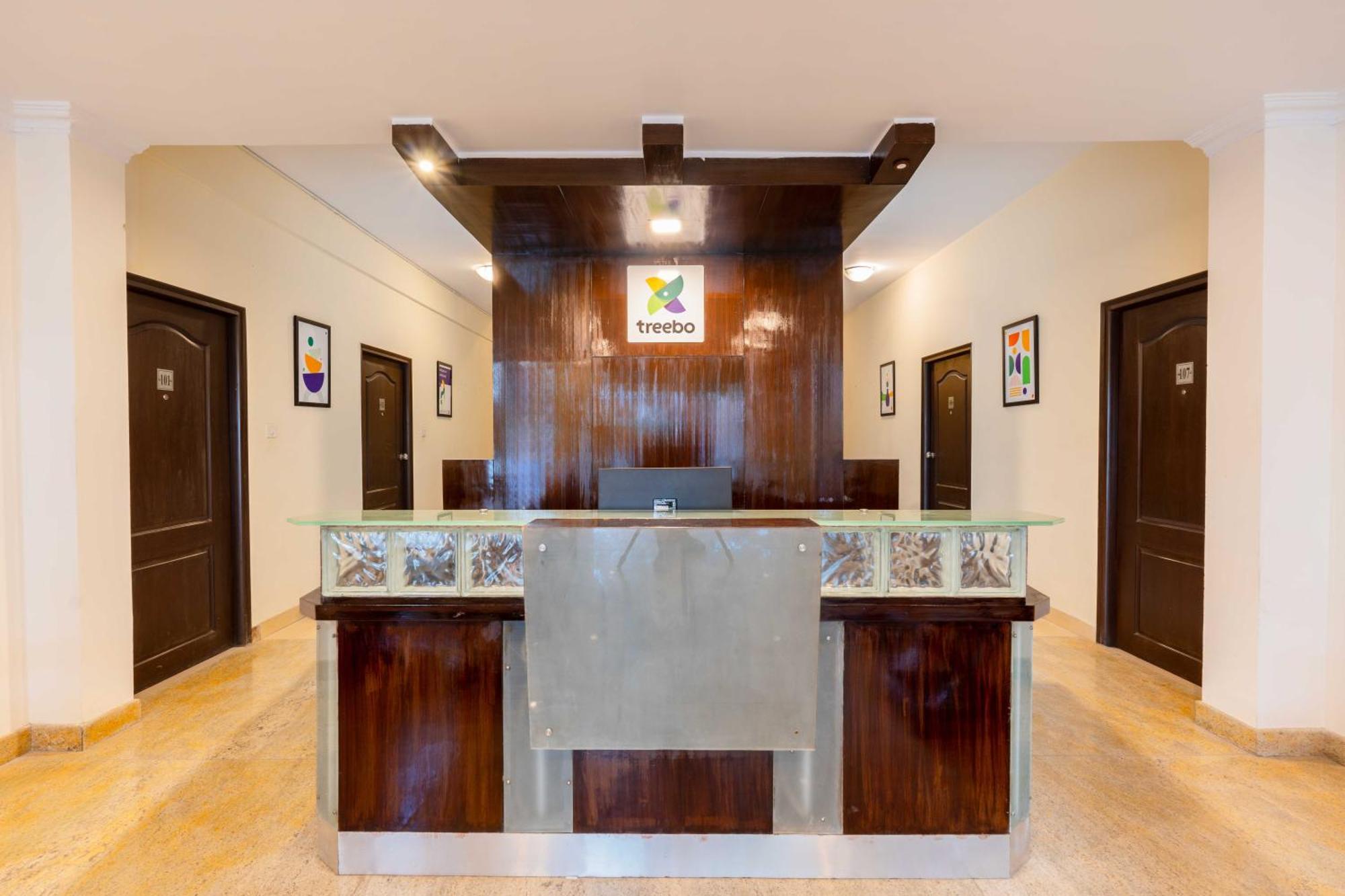 Treebo Ivory White Inn Bangalore Bagian luar foto